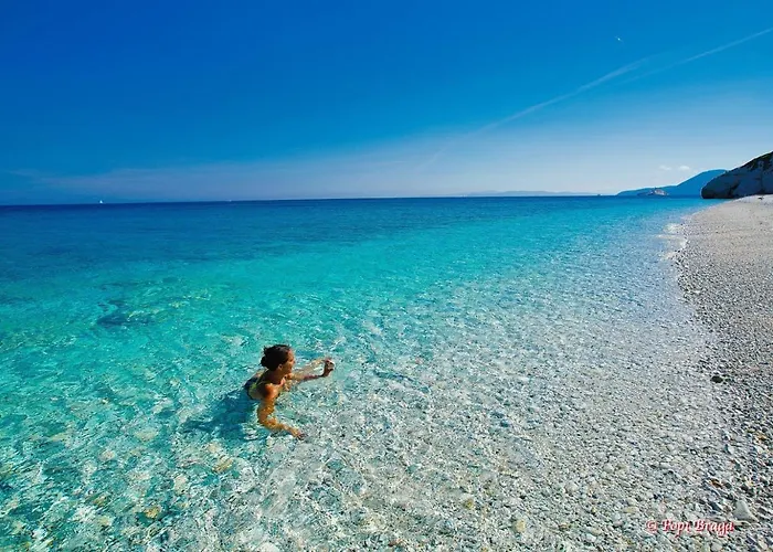 Costa Bianca By Argonautivacanze * Portoferraio